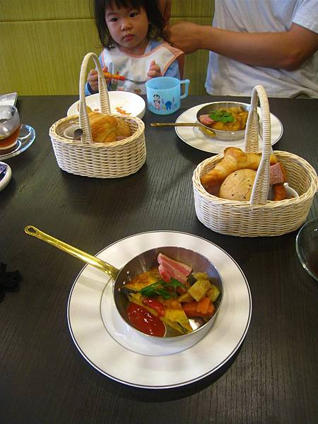 IMG_0083.JPG IMG_0083.JPG