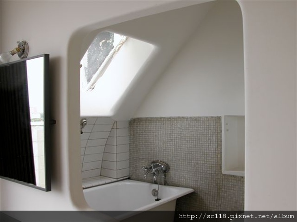 Le Corbusier apartment-52.JPG