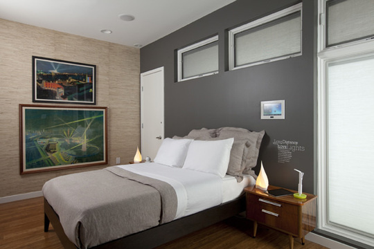 xlarge_smarthome2011_masterbedroom_640_01.jpg