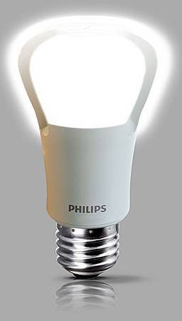 Philip_17W_LED_Bulb_02.jpg