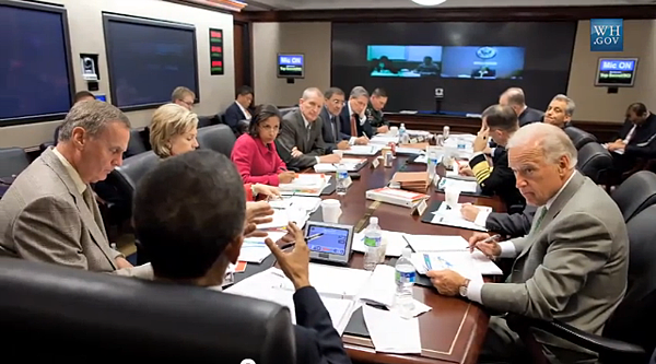 AMX in the White House-07.png