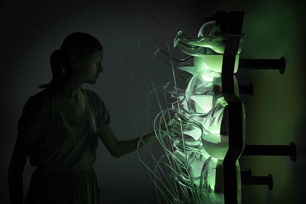 bio_light_hr2_2_610x407.jpg