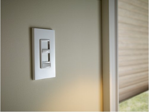 Leviton_Universal_Dimmers-03.jpg