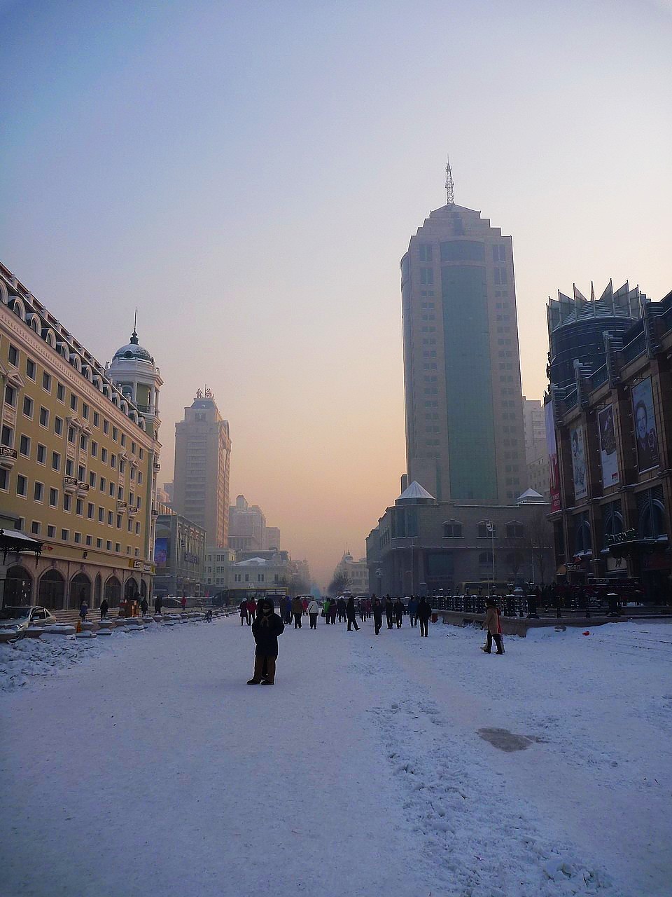 吃完飯來到的中央大街