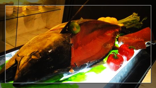 06現場擺了頭黑鮪魚.jpg 06現場擺了頭黑鮪魚.jpg