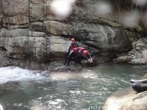 391 DSC01158 跳水.JPG