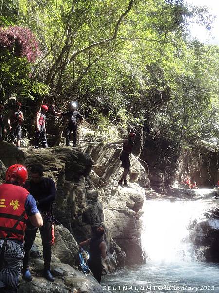 445 DSC01182 最後的跳水.JPG