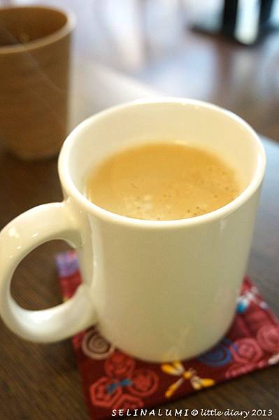 141 DSC04394 熱美式.JPG