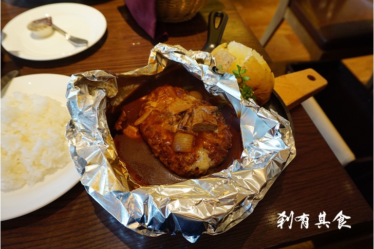 東洋亭 | 大阪美食 京都百年洋食老店 必點美味牛肉漢堡排 蒙布朗也很好吃