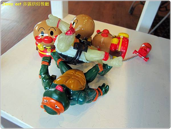 高雄=<食>莎露烘焙廚房 現代過去的衝突=-莎露烘焙 高雄=<食>莎露烘焙廚房 現代過去的衝突=-莎露烘焙