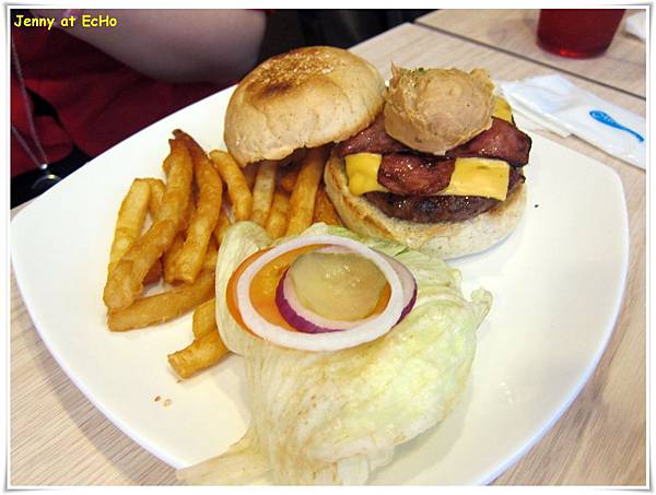 台中=<食>艾可先生漢堡餐廳=-艾可先生漢堡餐廳 台中=<食>艾可先生漢堡餐廳=-艾可先生漢堡餐廳