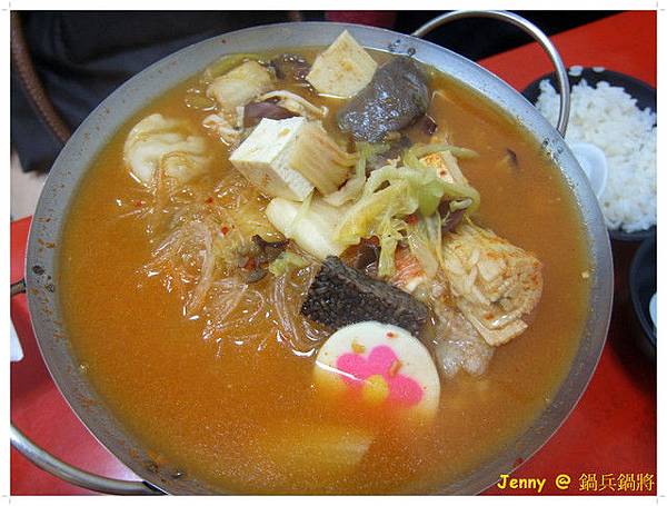 高雄=<食>鍋兵鍋將麻辣臭豆腐~沒有吃到鴨血真悔恨=-鍋兵鍋將麻辣臭豆腐 高雄=<食>鍋兵鍋將麻辣臭豆腐~沒有吃到鴨血真悔恨=-鍋兵鍋將麻辣臭豆腐