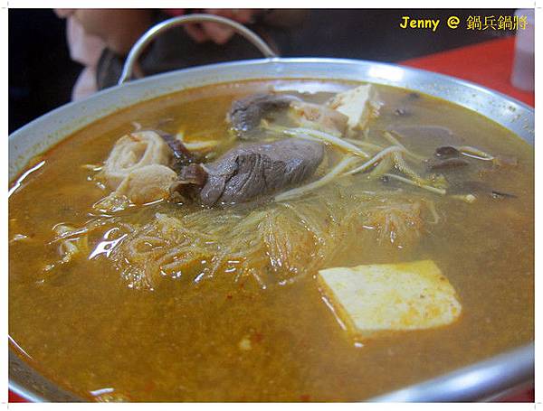 高雄=<食>鍋兵鍋將麻辣臭豆腐~沒有吃到鴨血真悔恨=-鍋兵鍋將麻辣臭豆腐 高雄=<食>鍋兵鍋將麻辣臭豆腐~沒有吃到鴨血真悔恨=-鍋兵鍋將麻辣臭豆腐