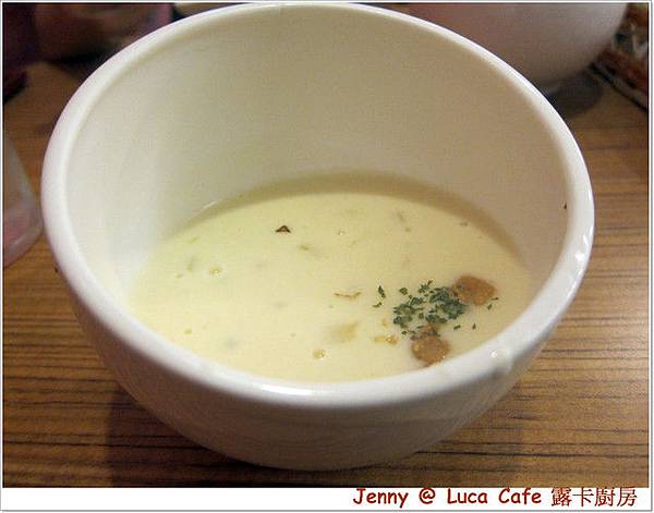 台中=<食>Luca Cafe 露卡廚房 ~ 讓我想起小情歌的一家店=-Luca Cafe 露卡廚房