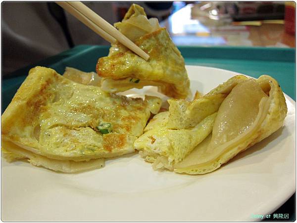 高雄=<食>興隆居 早起的鳥兒有湯包吃 咕嚕咕嚕=-興隆居 高雄=<食>興隆居 早起的鳥兒有湯包吃 咕嚕咕嚕=-興隆居