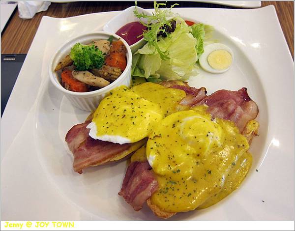 高雄=<食>嘿 我不是練功的!我是輕食店!!! 忠義堂 JOY TOWN=-JOY TOWN 高雄=<食>嘿 我不是練功的!我是輕食店!!! 忠義堂 JOY TOWN=-JOY TOWN