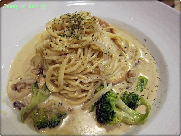 高雄=<食>dOR,留 手工義大利麵好好吃啊=-dOR 高雄=<食>dOR,留 手工義大利麵好好吃啊=-dOR