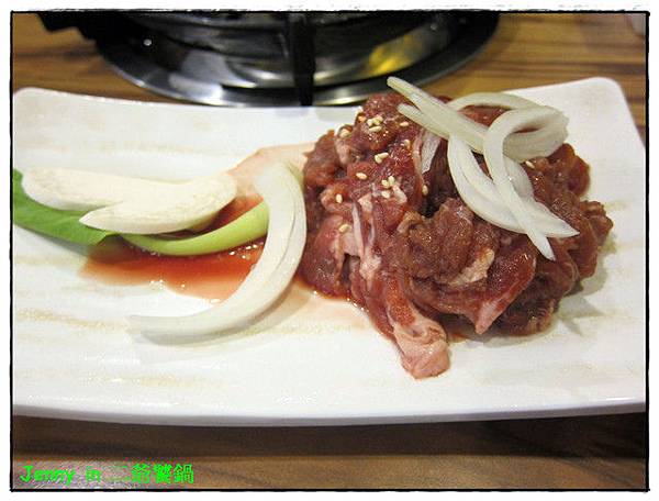 高雄=<食-燒烤。鍋類>二爺饕鍋 麻煩兒也能化身小當家=-二爺饕鍋 高雄=<食-燒烤。鍋類>二爺饕鍋 麻煩兒也能化身小當家=-二爺饕鍋