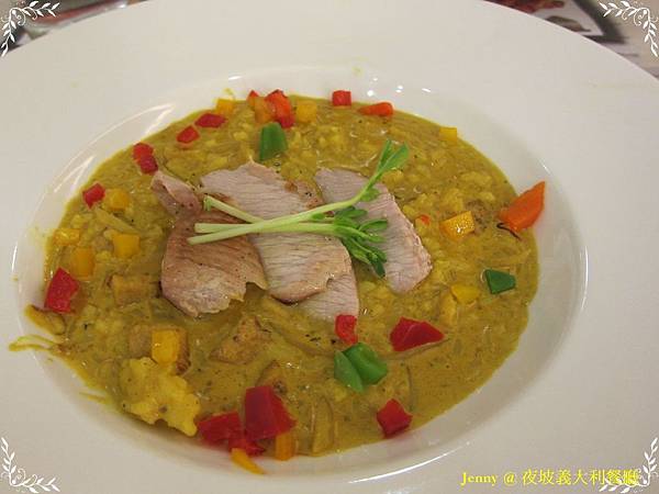 高雄=<食>夜坡義大利餐廳 人潮眾多排隊店=-夜坡義大利餐廳 高雄=<食>夜坡義大利餐廳 人潮眾多排隊店=-夜坡義大利餐廳