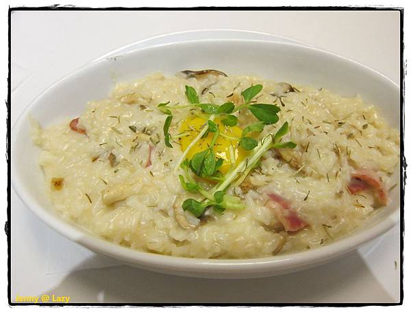 高雄=<食>搭捷運也方便吃的樂聚咖啡 來LAZY一下吧=-Lazy 高雄=<食>搭捷運也方便吃的樂聚咖啡 來LAZY一下吧=-Lazy