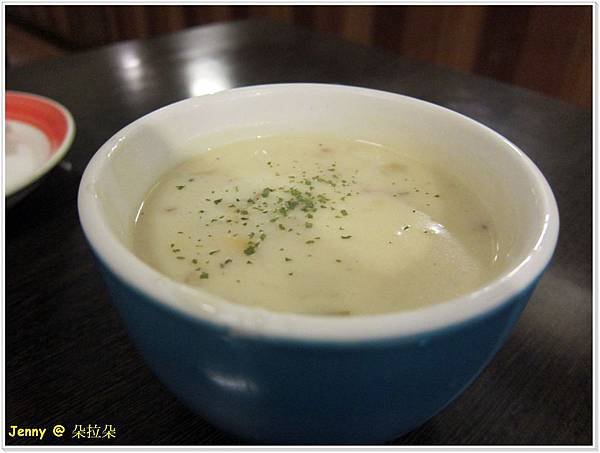 高雄=<食>朵拉朵義式料理 逛街肚子餓時好伙伴=-朵拉朵義式料理 高雄=<食>朵拉朵義式料理 逛街肚子餓時好伙伴=-朵拉朵義式料理