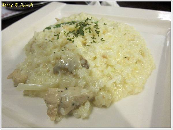 高雄=<食>朵拉朵義式料理 逛街肚子餓時好伙伴=-朵拉朵義式料理 高雄=<食>朵拉朵義式料理 逛街肚子餓時好伙伴=-朵拉朵義式料理