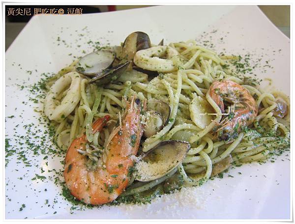 高雄左營區=<食>逗館複合式餐廳=-逗館複合式餐廳 高雄左營區=<食>逗館複合式餐廳=-逗館複合式餐廳