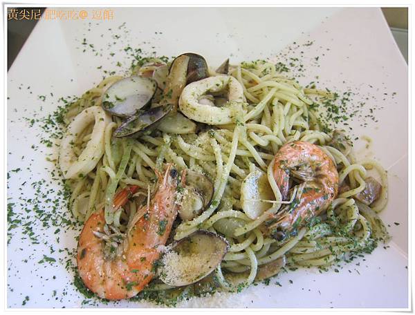 高雄左營區=<食>逗館複合式餐廳=-逗館複合式餐廳 高雄左營區=<食>逗館複合式餐廳=-逗館複合式餐廳