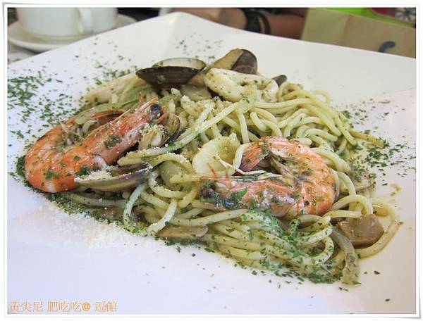 高雄左營區=<食>逗館複合式餐廳=-逗館複合式餐廳 高雄左營區=<食>逗館複合式餐廳=-逗館複合式餐廳