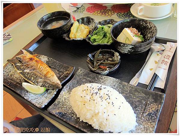 高雄左營區=<食>逗館複合式餐廳=-逗館複合式餐廳 高雄左營區=<食>逗館複合式餐廳=-逗館複合式餐廳