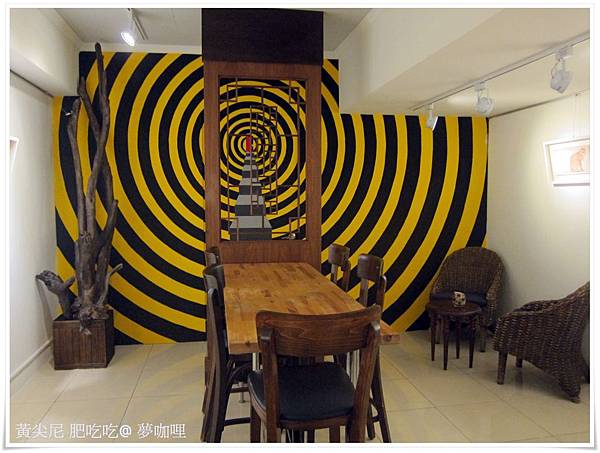 高雄鼓山區=<食>夢咖哩 斯斯有三種 夢咖哩的咖哩也有三種唷!!!!=- 夢咖哩 高雄鼓山區=<食>夢咖哩 斯斯有三種 夢咖哩的咖哩也有三種唷!!!!=- 夢咖哩