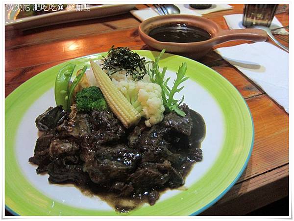 高雄鼓山區=<食>夢咖哩 斯斯有三種 夢咖哩的咖哩也有三種唷!!!!=- 夢咖哩 高雄鼓山區=<食>夢咖哩 斯斯有三種 夢咖哩的咖哩也有三種唷!!!!=- 夢咖哩