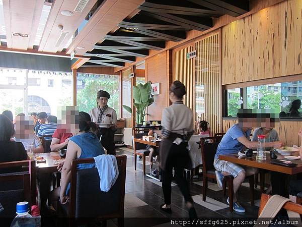 高雄鼓山區=<食>蜜熊窯烤披薩蔬食新選擇 披薩也能端上桌=-蜜熊窯烤披薩 高雄鼓山區=<食>蜜熊窯烤披薩蔬食新選擇 披薩也能端上桌=-蜜熊窯烤披薩