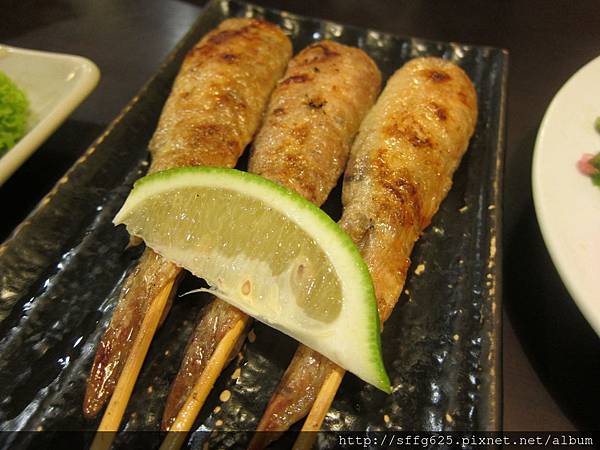 高雄苓雅區=<食>竹串燒 串燒不就是插在竹串上嗎?=-竹串燒