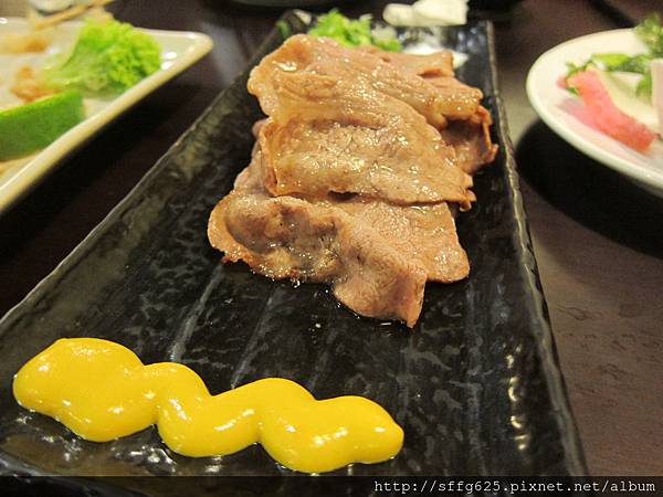 高雄苓雅區=<食>竹串燒 串燒不就是插在竹串上嗎?=-竹串燒