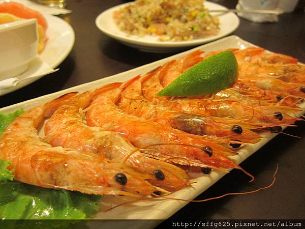 高雄苓雅區=<食>竹串燒 串燒不就是插在竹串上嗎?=-竹串燒