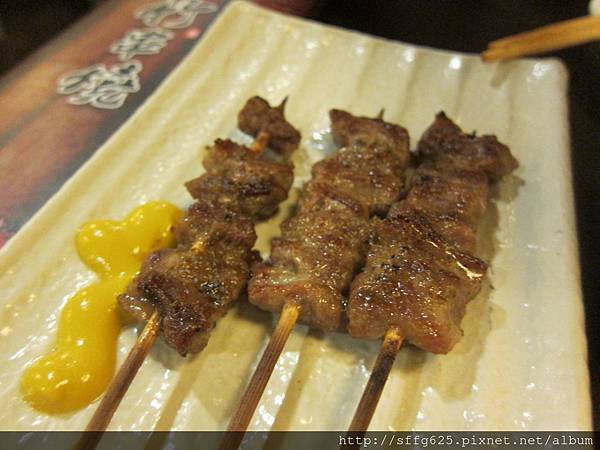 高雄苓雅區=<食>竹串燒 串燒不就是插在竹串上嗎?=-竹串燒