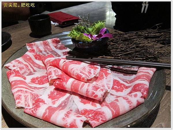 高雄前金區=<食>右京棧 讓我們全家讚不絕口~ 文末有肉品招待券抽獎=-右京棧