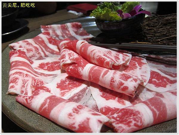 高雄前金區=<食>右京棧 讓我們全家讚不絕口~ 文末有肉品招待券抽獎=-右京棧