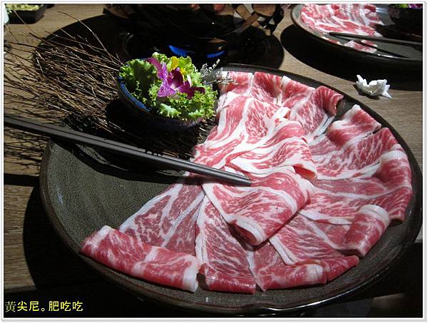 高雄前金區=<食>右京棧 讓我們全家讚不絕口~ 文末有肉品招待券抽獎=-右京棧