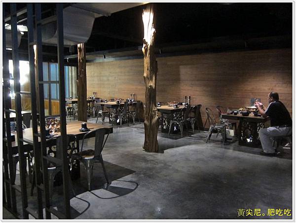 高雄前金區=<食>右京棧 讓我們全家讚不絕口~ 文末有肉品招待券抽獎=-右京棧