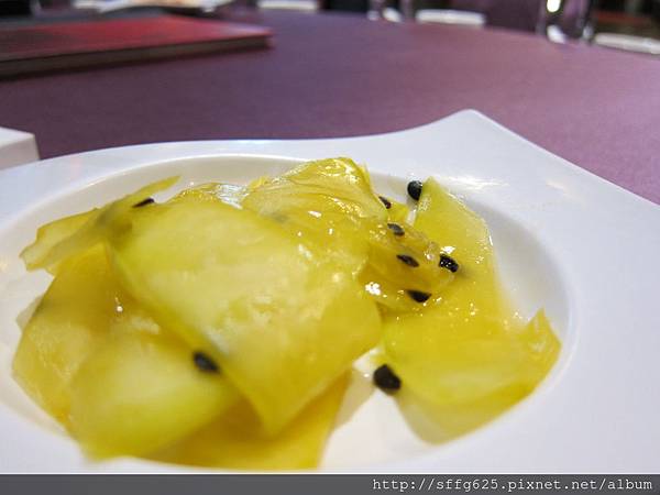 高雄左營區=<食>東方宴~家庭聚餐好選擇融合港式及熱炒=-東方宴 高雄左營區=<食>東方宴~家庭聚餐好選擇融合港式及熱炒=-東方宴