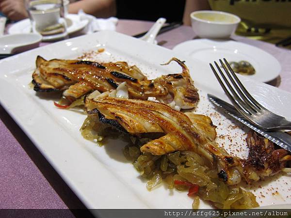 高雄左營區=<食>東方宴~家庭聚餐好選擇融合港式及熱炒=-東方宴 高雄左營區=<食>東方宴~家庭聚餐好選擇融合港式及熱炒=-東方宴