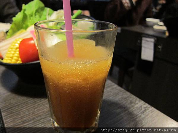 高雄左營區=<食>次迴麻辣鍋物 ~ 可是我比較愛昆布=-次迴麻辣鍋物