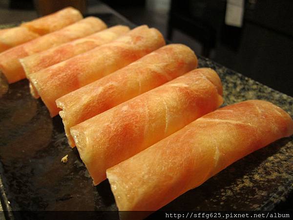 高雄左營區=<食>次迴麻辣鍋物 ~ 可是我比較愛昆布=-次迴麻辣鍋物