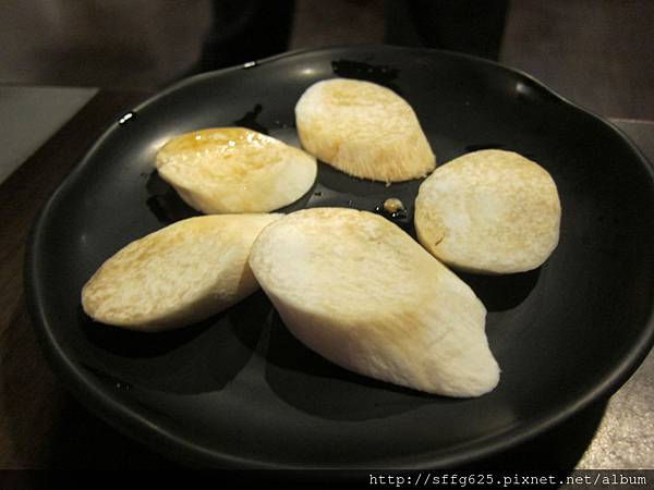 高雄苓雅區=<食>逐鹿炭火燒肉~中秋不用忙,來逐鹿就好=-逐鹿炭火燒肉 高雄苓雅區=<食>逐鹿炭火燒肉~中秋不用忙,來逐鹿就好=-逐鹿炭火燒肉