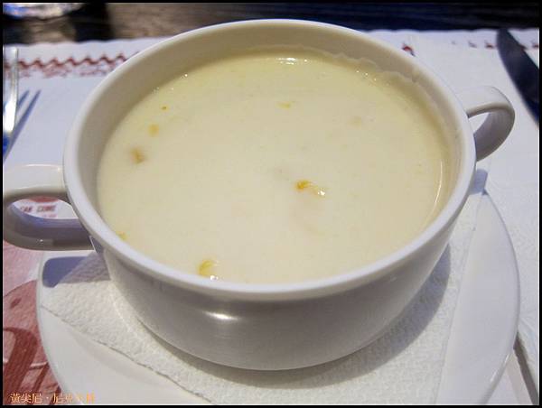 高雄鼓山區=<食>尼克牛排裕誠店=-尼克牛排 高雄鼓山區=<食>尼克牛排裕誠店=-尼克牛排