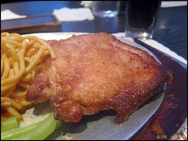 高雄鼓山區=<食>尼克牛排裕誠店=-尼克牛排 高雄鼓山區=<食>尼克牛排裕誠店=-尼克牛排