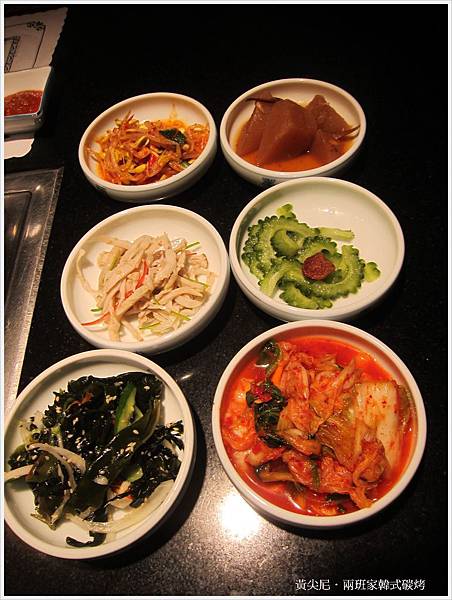 台中西屯區=<食>兩班家韓式碳烤~吃韓式燒烤免動手!只動口=-兩班家韓式烤肉 台中西屯區=<食>兩班家韓式碳烤~吃韓式燒烤免動手!只動口=-兩班家韓式烤肉