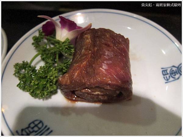 台中西屯區=<食>兩班家韓式碳烤~吃韓式燒烤免動手!只動口=-兩班家韓式烤肉 台中西屯區=<食>兩班家韓式碳烤~吃韓式燒烤免動手!只動口=-兩班家韓式烤肉